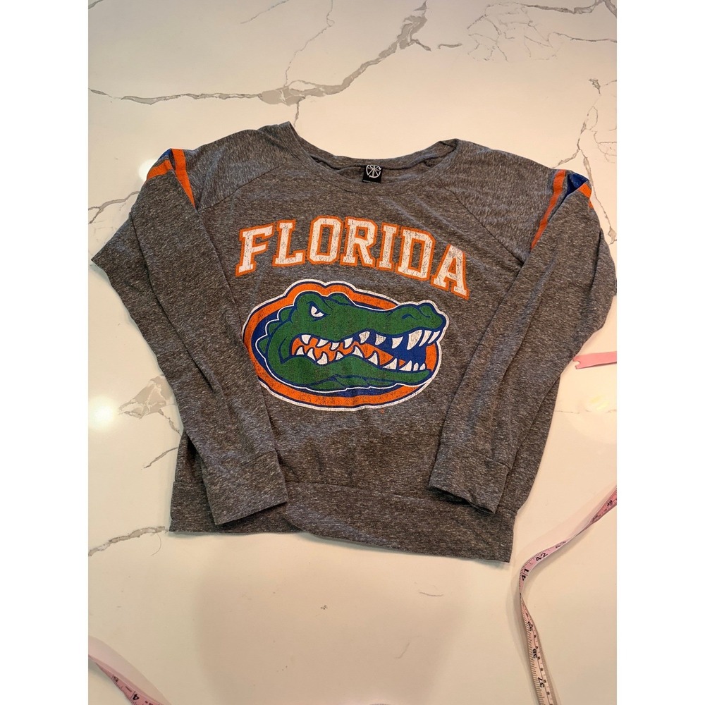 Retro Brand Florida Gators Long Sleeve T-Shirt Gray Women Medium Scoop Neck